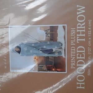 Snowflake Sherpa Adult Size Hooded Throw